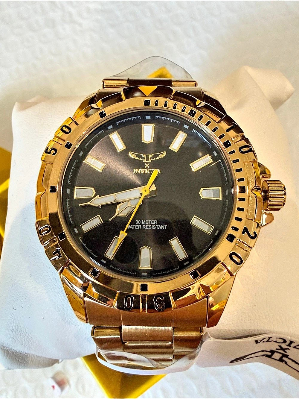 Specialty I by Invicta Men
Model 69032 Men's Watch
